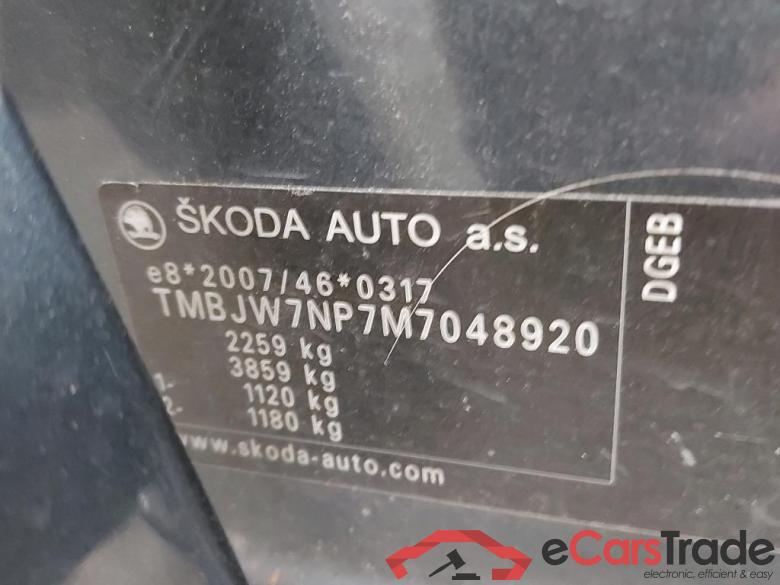 SKODA - SKO SUPERB COMBI 1.4 TSI iV 218PK DSG6 Clever Pack Safety & Lane & Side Assist & Removable Trailer Hook  * HYBRID * #6