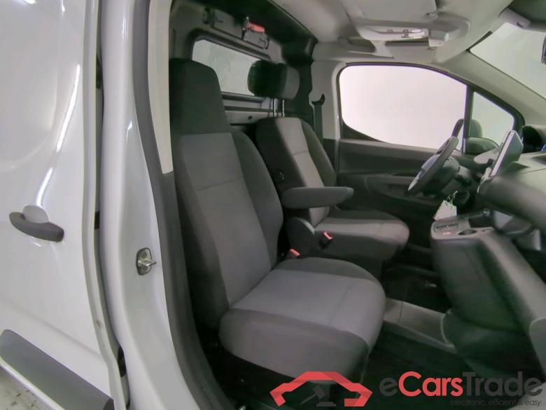 Peugeot * Partner '18 BEV Peugeot e-Partner 50 kWh Premium Long 4d #3