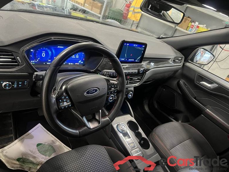 Ford 21 FORD KUGA / 2019 / 5P / SUV 1.5 ECOBLUE 120CV 2WD ST-LINE AUTO #3