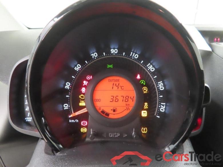 TOYOTA Aygo 1.0 VVT-i x-cite #5
