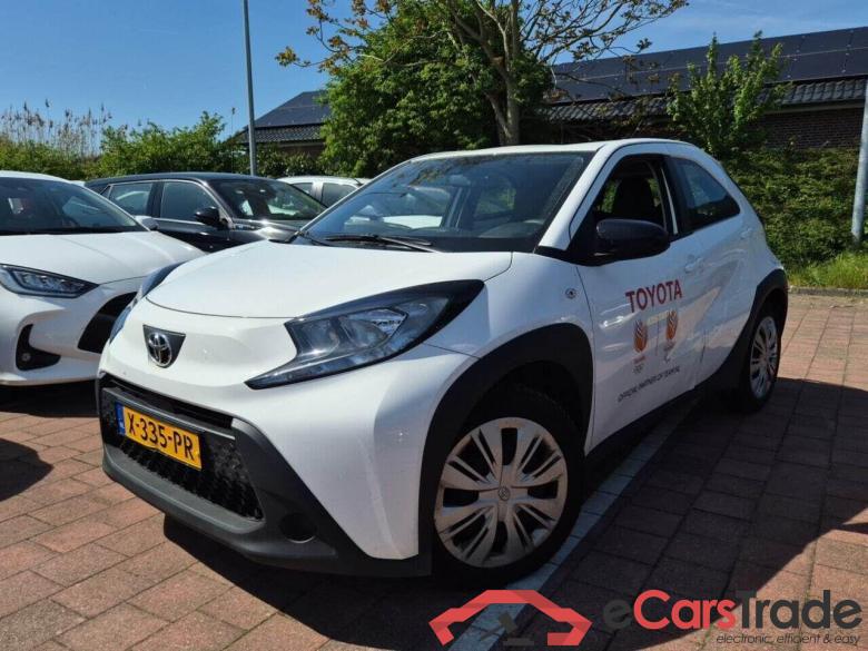 TOYOTA Aygo X 1.0 VVT-i MT Play #1