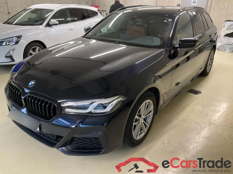 BMW 5-Serie Touring ´16 Baureihe 5 Touring 530 i M Sport 2.0 185KW AT8 E6d #1