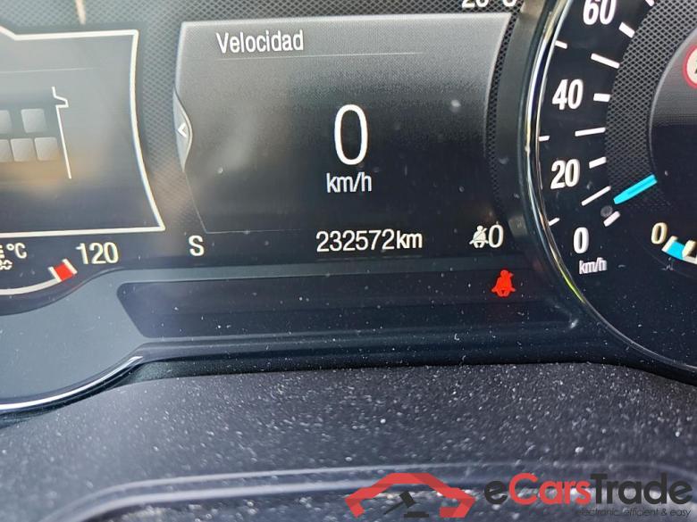 Ford 2.0 TDCi 110kW (150CV) Titanium 235 FORD Mondeo / 2014 / 5P / berlina con portón 2.0 TDCi 110kW (150CV) Titanium 235 #5