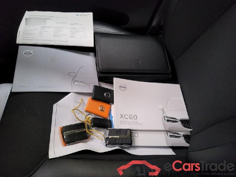 Volvo XC60 ´17 XC60 Momentum Pro 2WD 2.0 D4 140KW AT8 E6dT #1