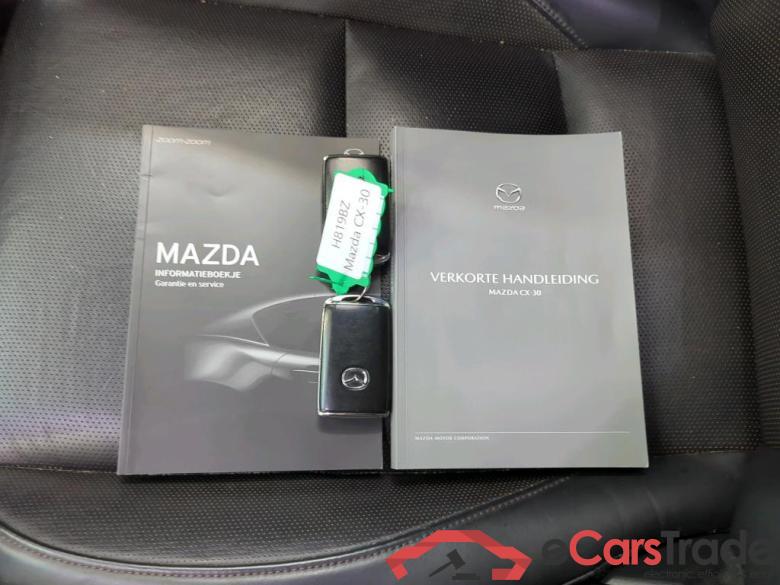 Mazda CX-30 '19 Mazda CX-30 E-SKYACTIV-X 186 Luxury 5d #4