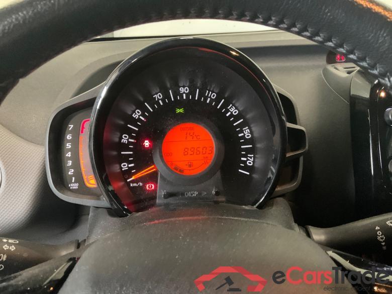 PEUGEOT 108 1.0 e-VTi Allure #6