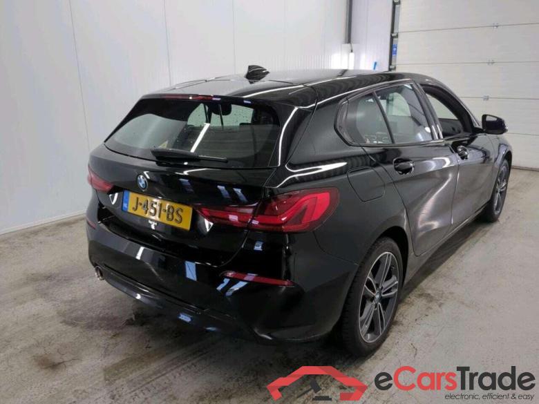 BMW 1-serie 118i Executive Ed. #2