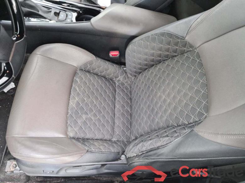 TOYOTA C-HR 1.8 VVT-I HYBRID C-HIC CVT #4 TOYOTA C-HR 1.8 VVT-I HYBRID C-HIC CVT #4