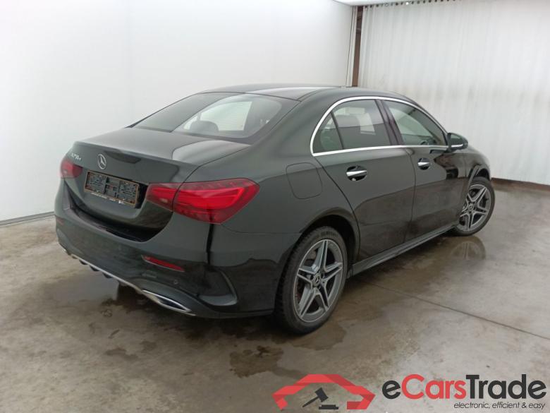 MERCEDES CLASSE A SEDAN (V177) - 2023 A 250 e PHEV AMG Line (160 kW) 4d #5