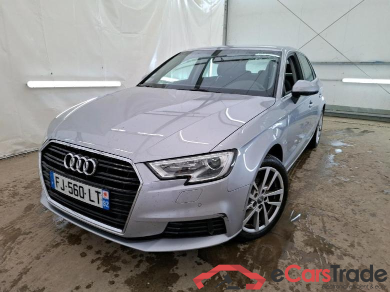 Audi 35 TFSI 150 COD S TRONIC BUSINESS LINE A3 Sportback 35 TFSI Business Line 1.5 TFSI 150CV BVA7 E6dT