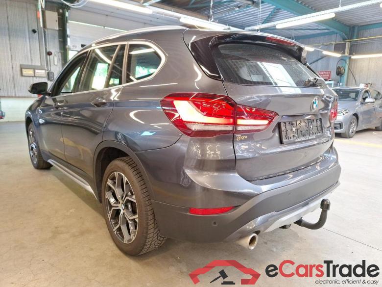 BMW X1 - 2019 1.5i sDrive18 OPF #3