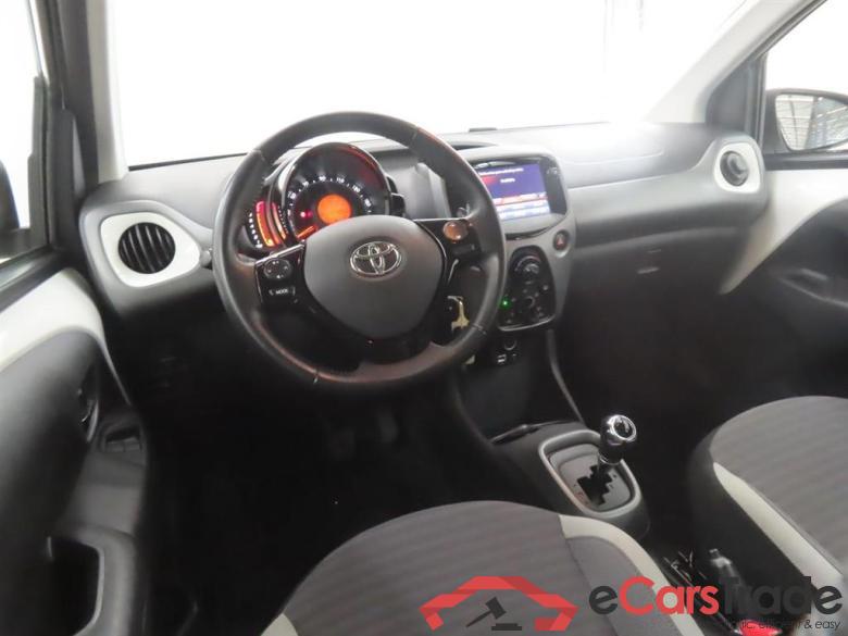 TOYOTA Aygo 1.0 VVT-i x-play #3