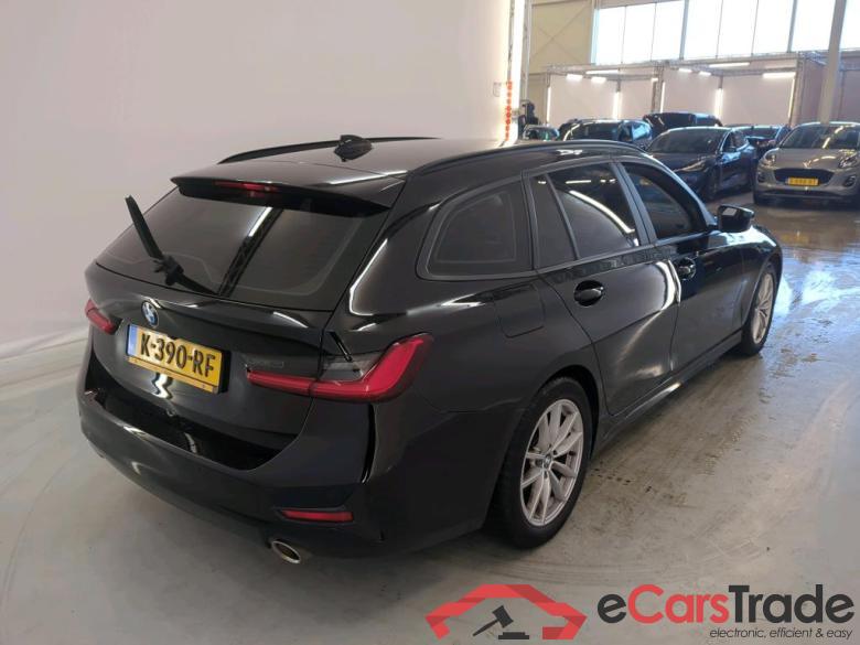 BMW 3 Serie T '18 BMW 3 Serie Touring 320iA Corporate Executive 5d #2