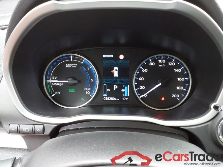 MITSUBISHI Eclipse Kaiteki 2.4 PHEV 180CV Cross #4