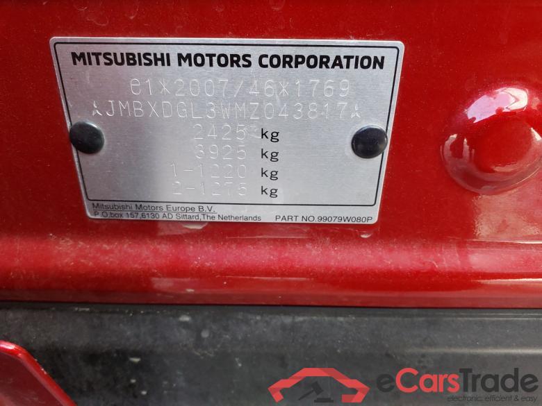 MITSUBISHI Eclipse Kaiteki 2.4 PHEV 180CV Cross #5