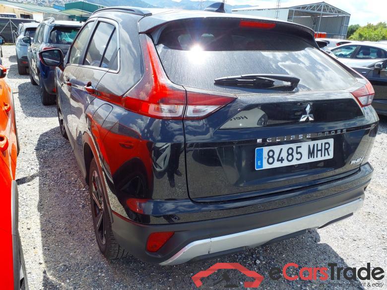 MITSUBISHI Eclipse Kaiteki 2.4 PHEV 180CV Cross #2