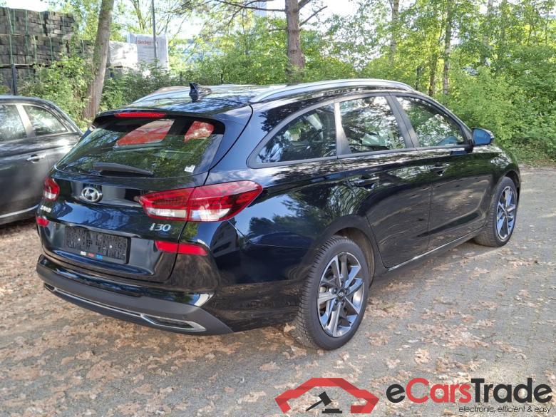 HYUNDAI i30 Kombi 1.5 T-GDI DCT Trend #4