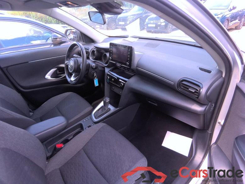 YARIS CROSS HY 116H MY 22 RSK #5