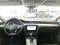preview Volkswagen Passat #2