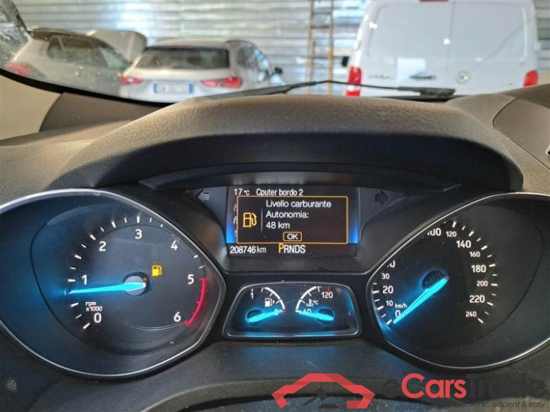 Ford 9 FORD KUGA / 2016 / 5P / SUV 2.0 TDCI 150CV PSHIFT SeS AWD BUSINESS #4