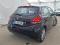 preview Peugeot 208 #2