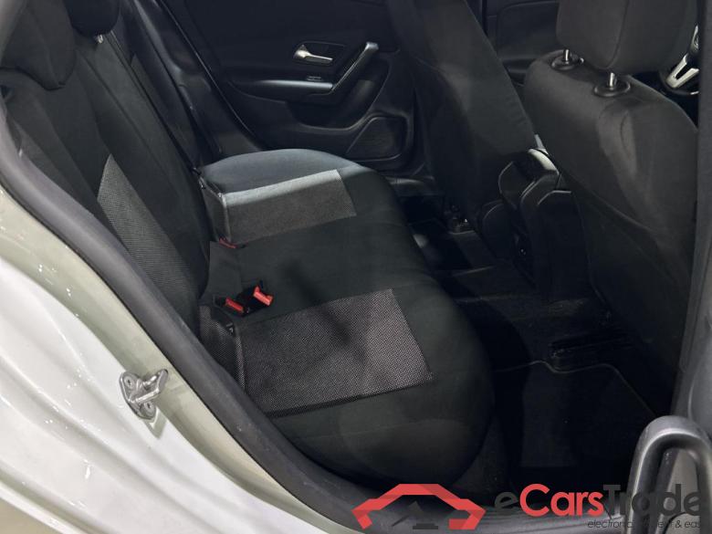 MERCEDES-BENZ CLA - Klasse 1.5 CLA 180 D BUSINESS SOLUTION #6