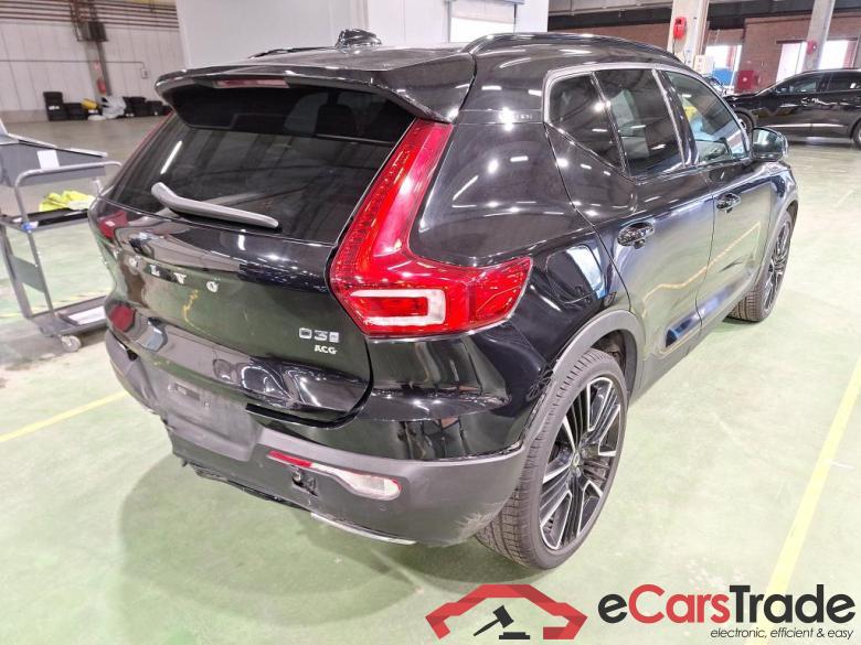 Volvo XC40 2.0 D3 R-Design Aut. LED-Xenon Virtual Harman/Kardon Navi 1/2 Sport-Leather-Alcantara KeylessGo Klima PDC ... #3