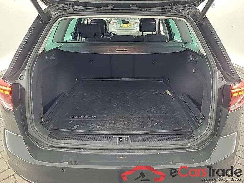 VOLKSWAGEN Passat Variant 1.5 TSI 7-DSG Comfort Business 5D 110kW #5