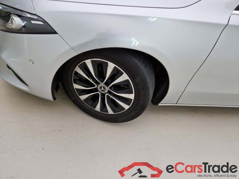 MERCEDES-BENZ A-KLASSE SEDAN 180D BUSINESS SOLUTION DCT #6