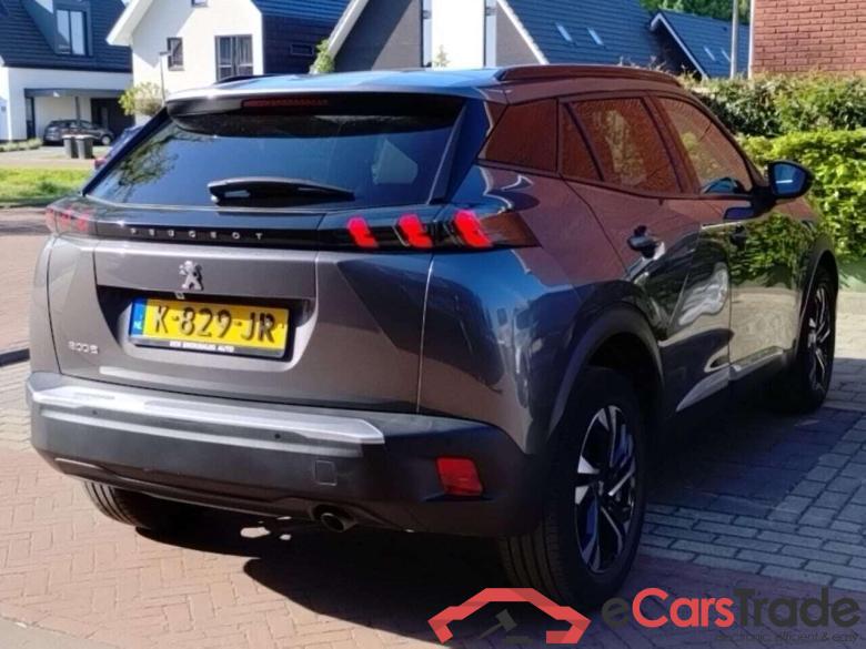 PEUGEOT 2008 1.2 PureTech Allure #2