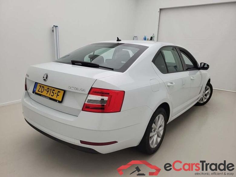 SKODA Octavia 1.0 TSI Ambition Bus #2