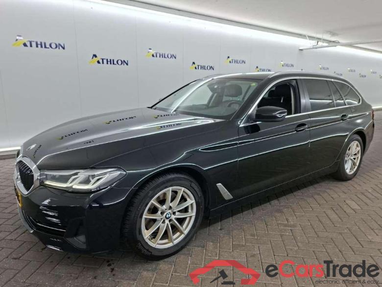BMW 5-serie Touring 520iA 5D 135kW #1