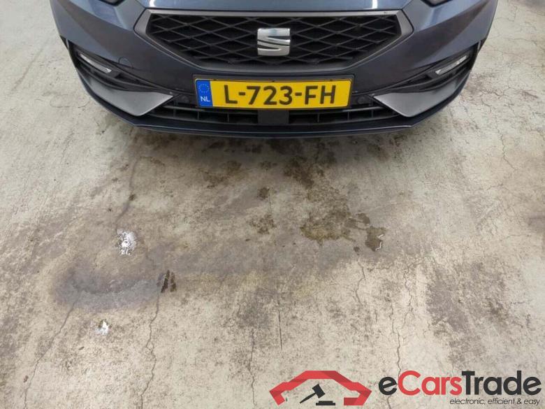 SEAT Leon Sportstourer 2.0 TDI FR Bns Int #4