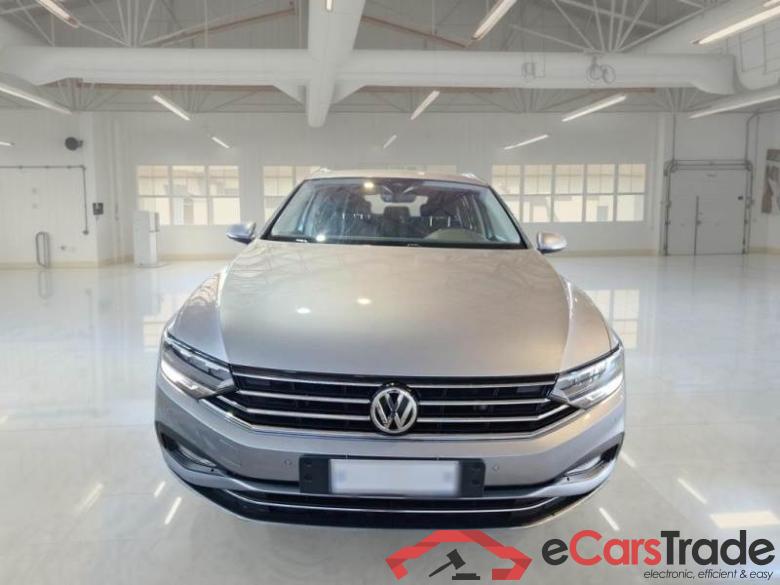 Volkswagen 8 VOLKSWAGEN PASSAT / 2019 / 5P / STATION WAGON VAR. 2.0TDI SCR EVO 110KW BUSIN. BMT DSG #6