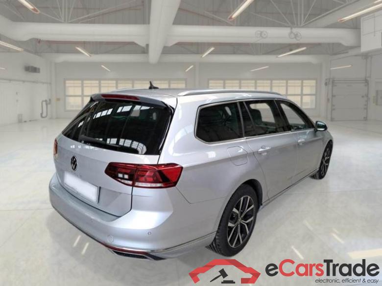 Volkswagen 23 VOLKSWAGEN PASSAT / 2019 / 5P / STATION WAGON VAR. 2.0 TDI SCR EVO 110KW EXECUTIVE DSG #2