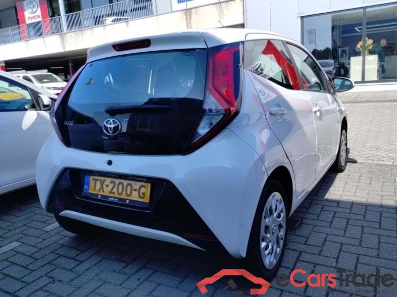 TOYOTA Aygo 1.0 VVT-i x-play #4