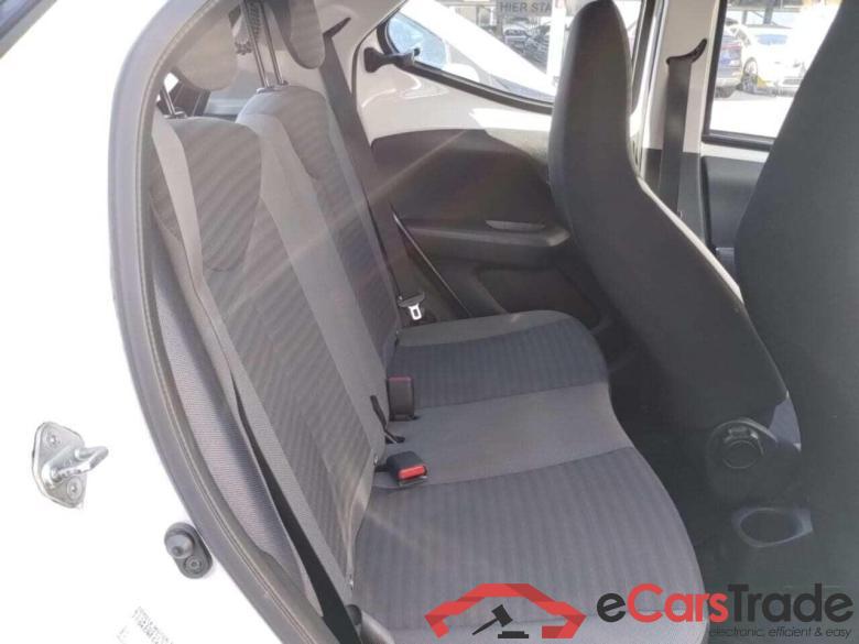 TOYOTA Aygo 1.0 VVT-i x-play #5
