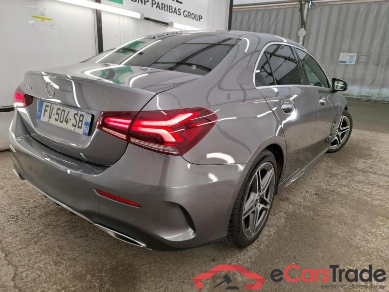 Mercedes A 200 d AMG Line 8G-DCT MERCEDES-BENZ Classe A Berline / 2018 / 4P / Berline A 200 d AMG Line 8G-DCT #3