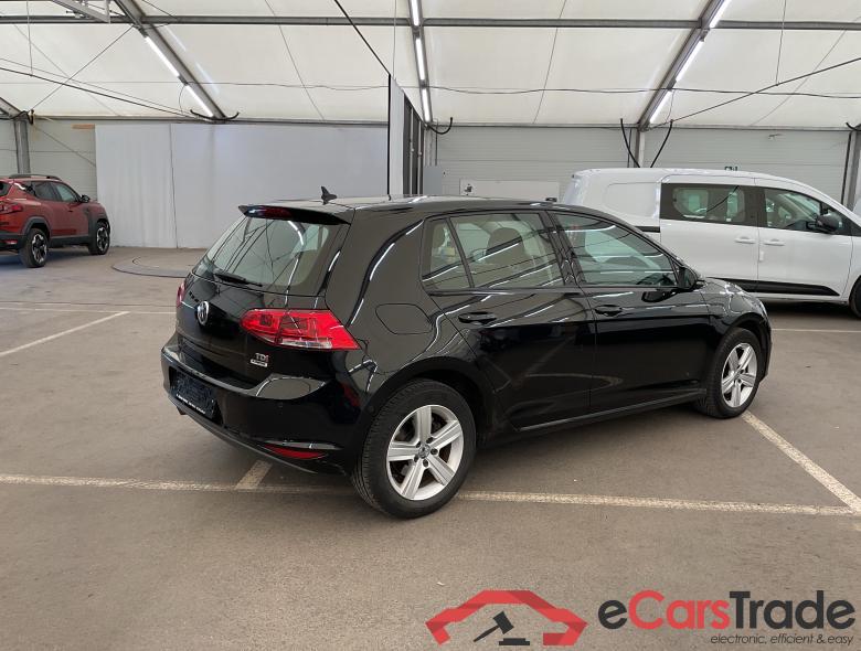 VOLKSWAGEN Golf VII Golf  Highline 1.6 TDI BlueMotion Technology 77 kW (105 ch) 5 vitesses manuel #2