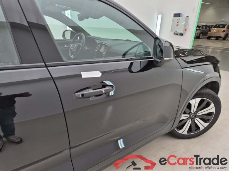 VOLVO XC40 EV RECHARGE CORE #5