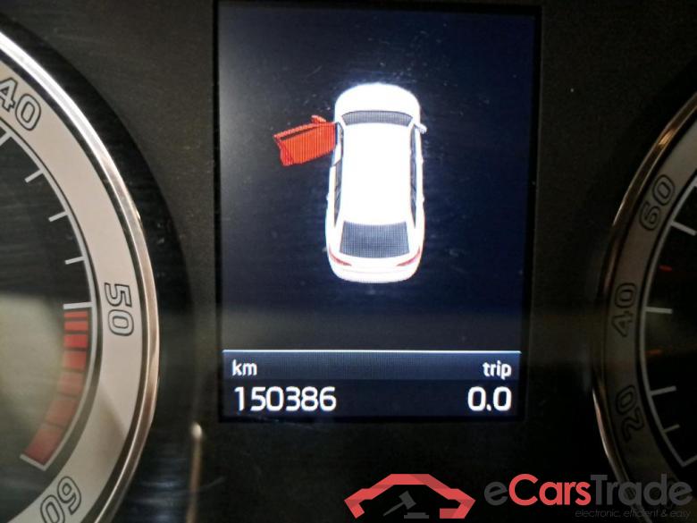 SKODA - SKO SUPERB COMBI CRTDI 120PK DSG7 Ambition Pack Corporate & Heated Seats & Leather & PDC Front & Rear #5