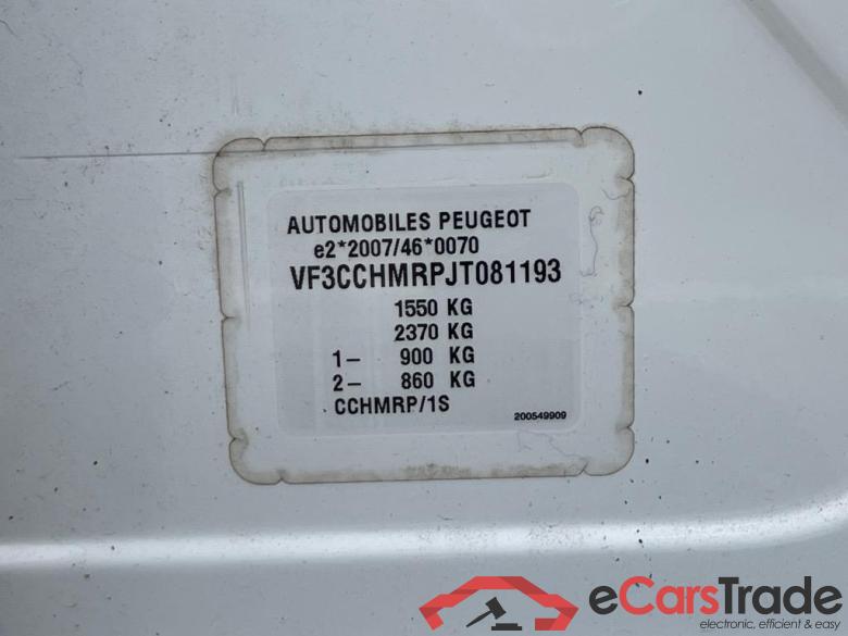 PEUGEOT 208 61 kW #2