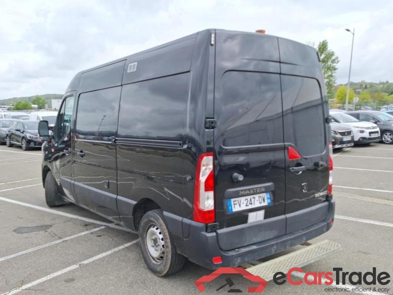 RenaultTrucks RED EDITION VAN FWD 3T5 E6 L2H2 RENAULT TRUCKS Master / 2010 / 4P / Fourgon tôlé RED EDITION VAN FWD 3T5 E6 L2H2 #2