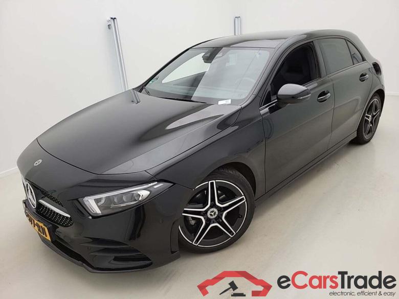 MERCEDES-BENZ A-klasse 180 AMG Line DCT #1