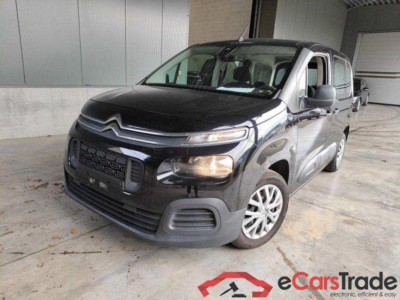 Citroën Berlingo Multispace 1.2 PureTech 110 MAN6 S&S Live M 5d #4