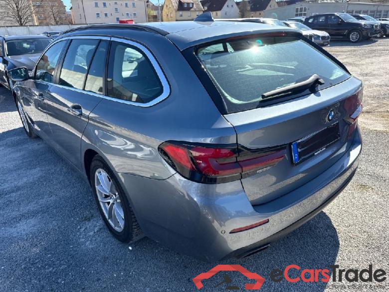 BMW 5-Serie Touring ´16 Baureihe 5 Touring 530 d xDrive 3.0 210KW AT8 E6d #4