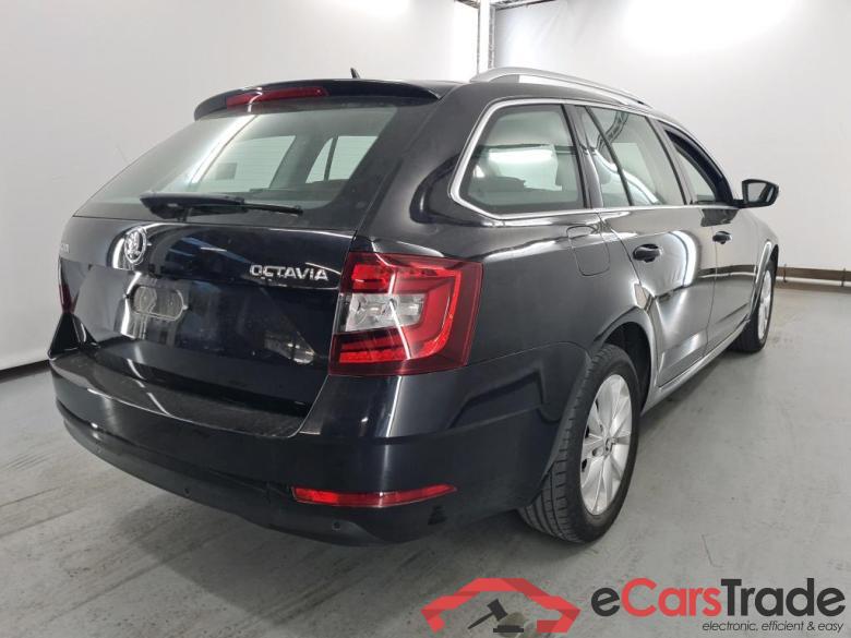 SKODA OCTAVIA COMBI - 2017 1.0 TSI Style Confort Safety GPS #4