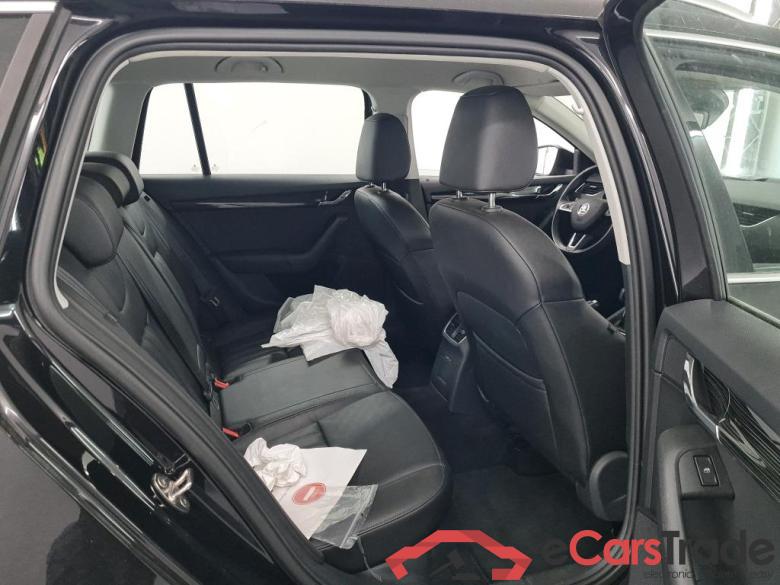 SKODA OCTAVIA COMBI - 2017 1.0 TSI Style Confort Safety GPS #6