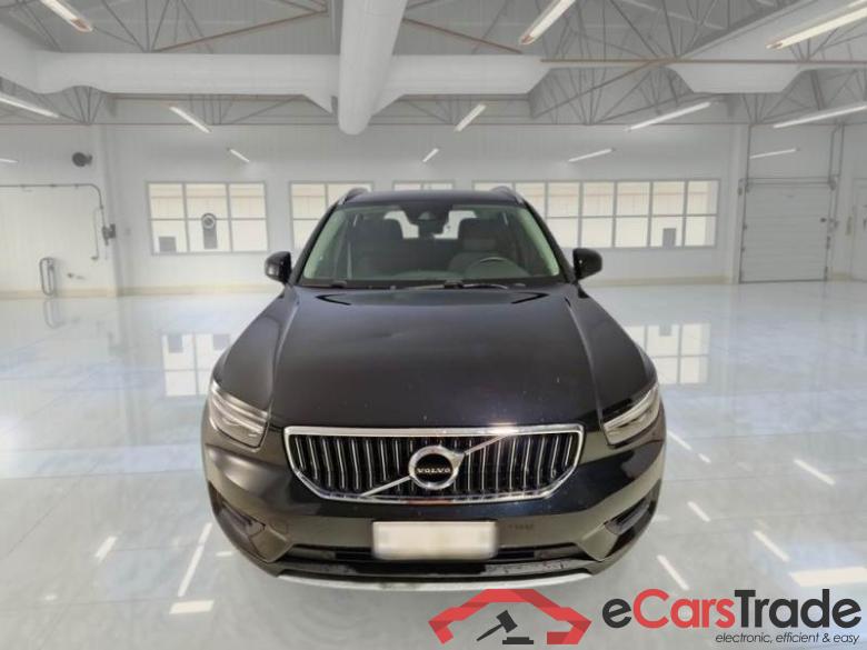 Volvo 228 VOLVO XC40 / 2017 / 5P / SUV T5 PLUG-IN HYBRID AUTO RECH INSCRIP EXPR #6