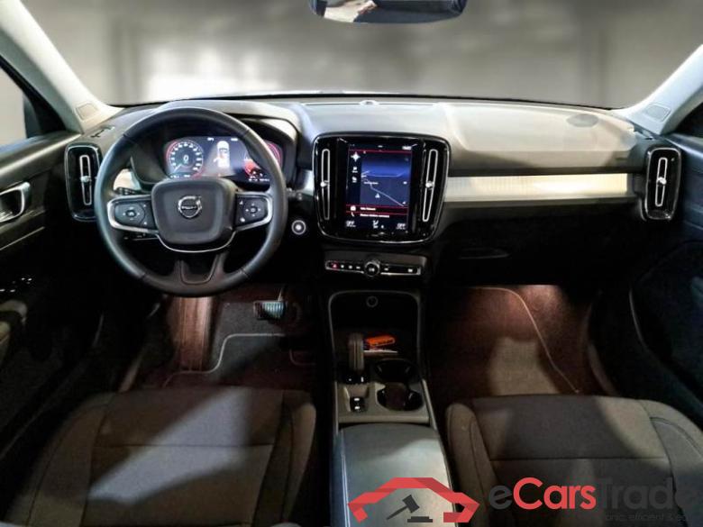 Volvo 235 VOLVO XC40 / 2017 / 5P / SUV T4 PLUG-IN HYBRID AUTO RECH INSCRIP EXPR #3